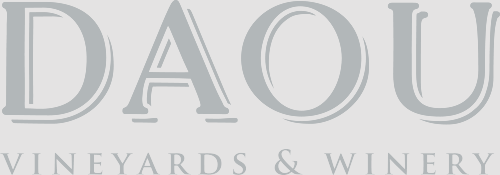 Daou Vineyards & Winery Logo